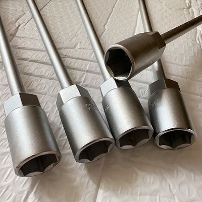 1000°C抵抗 石油鉱山の掘削のためのカスタマイズ可能なセメント化炭化物ノズル