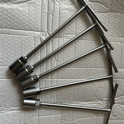 1000°C抵抗 石油鉱山の掘削のためのカスタマイズ可能なセメント化炭化物ノズル