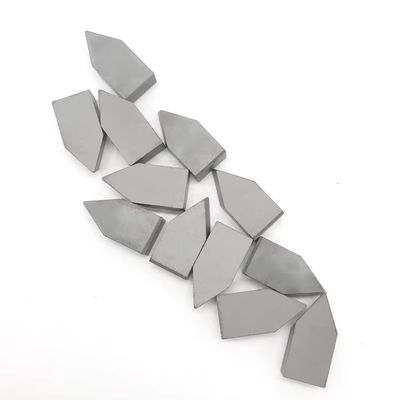 工具および金型製造用のカスタマイズサイズ高耐摩耗性YG6合金超硬ろう付けチップ