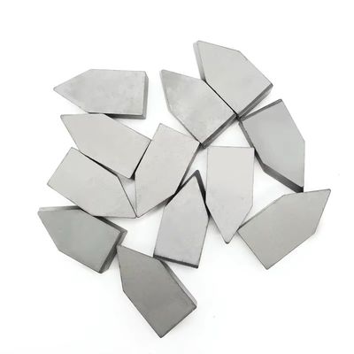 工具製造用YG6 YG6X YG8合金を使用した、カスタマイズされた高耐摩耗性タングステンカーバイドろう付けチップ